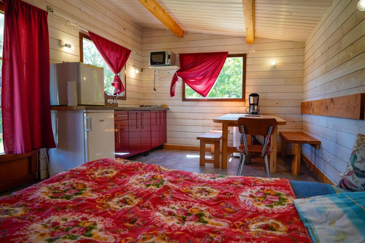Mialanes Chalet 2 Personnes מראה חיצוני תמונה